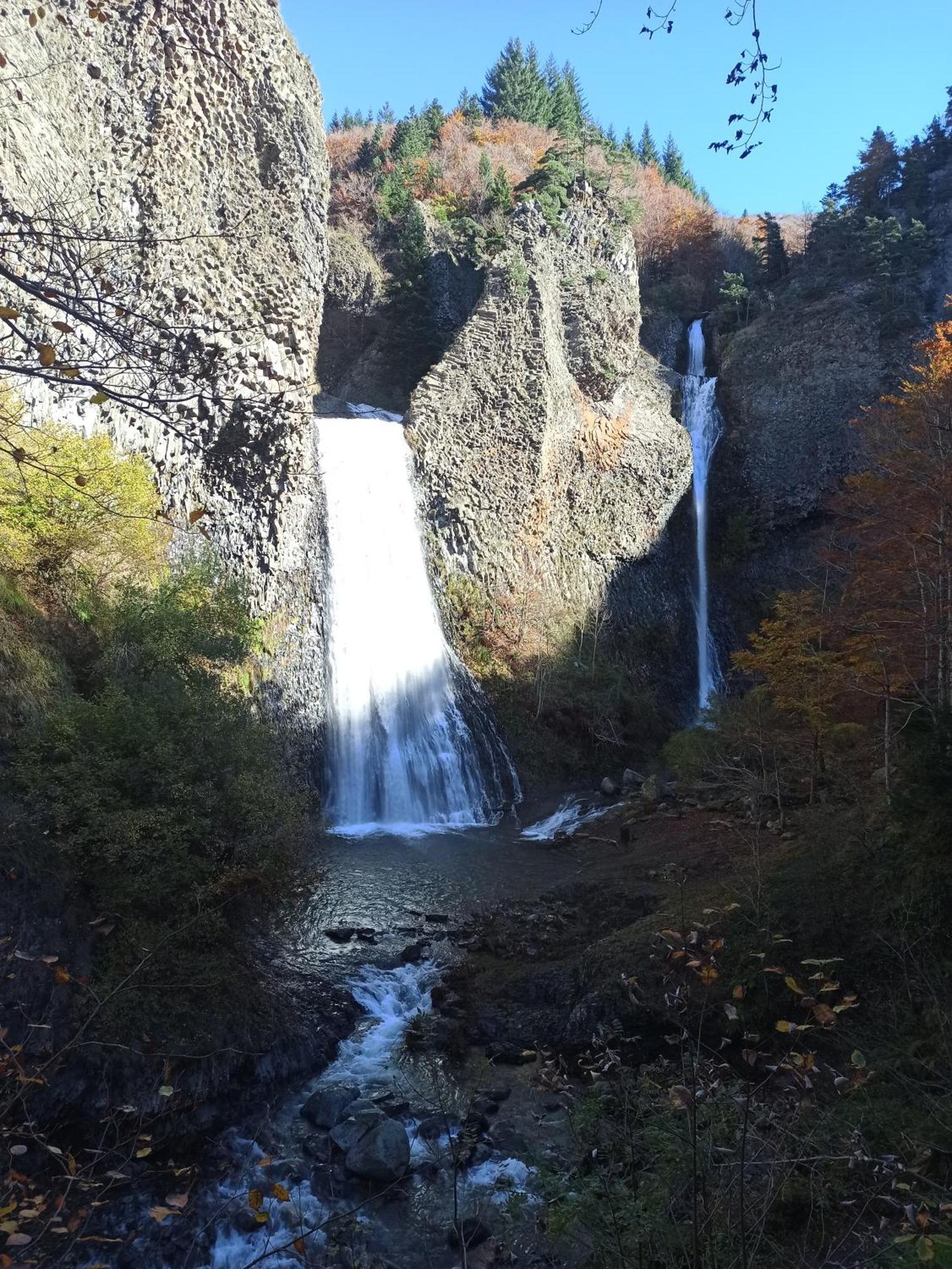 Gite Le Rocher Du Chateau De Retourtour Lamastre Bagian luar foto